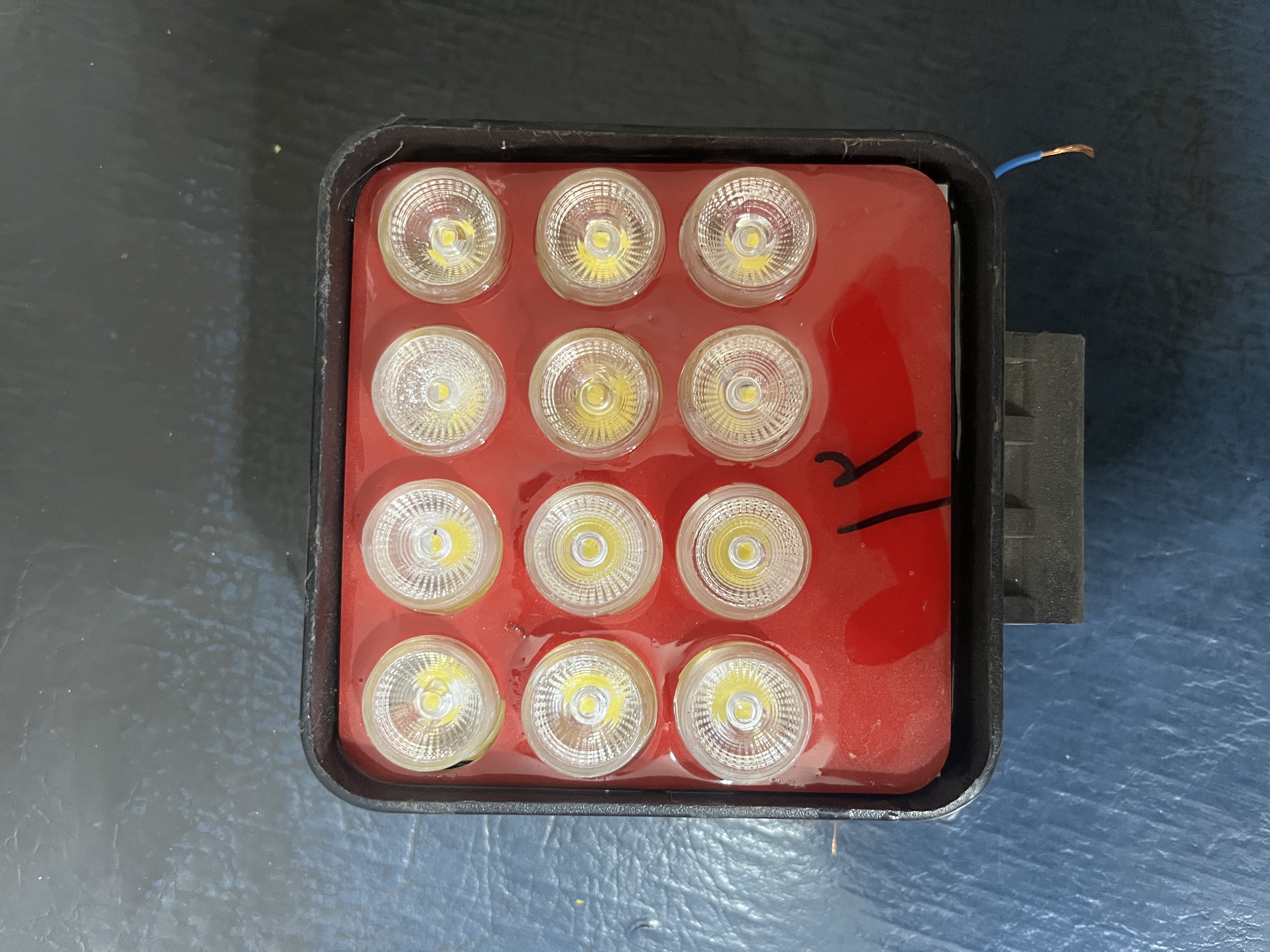 چراغ پرژکتور آفرودی 12تایی ضد آب12-24